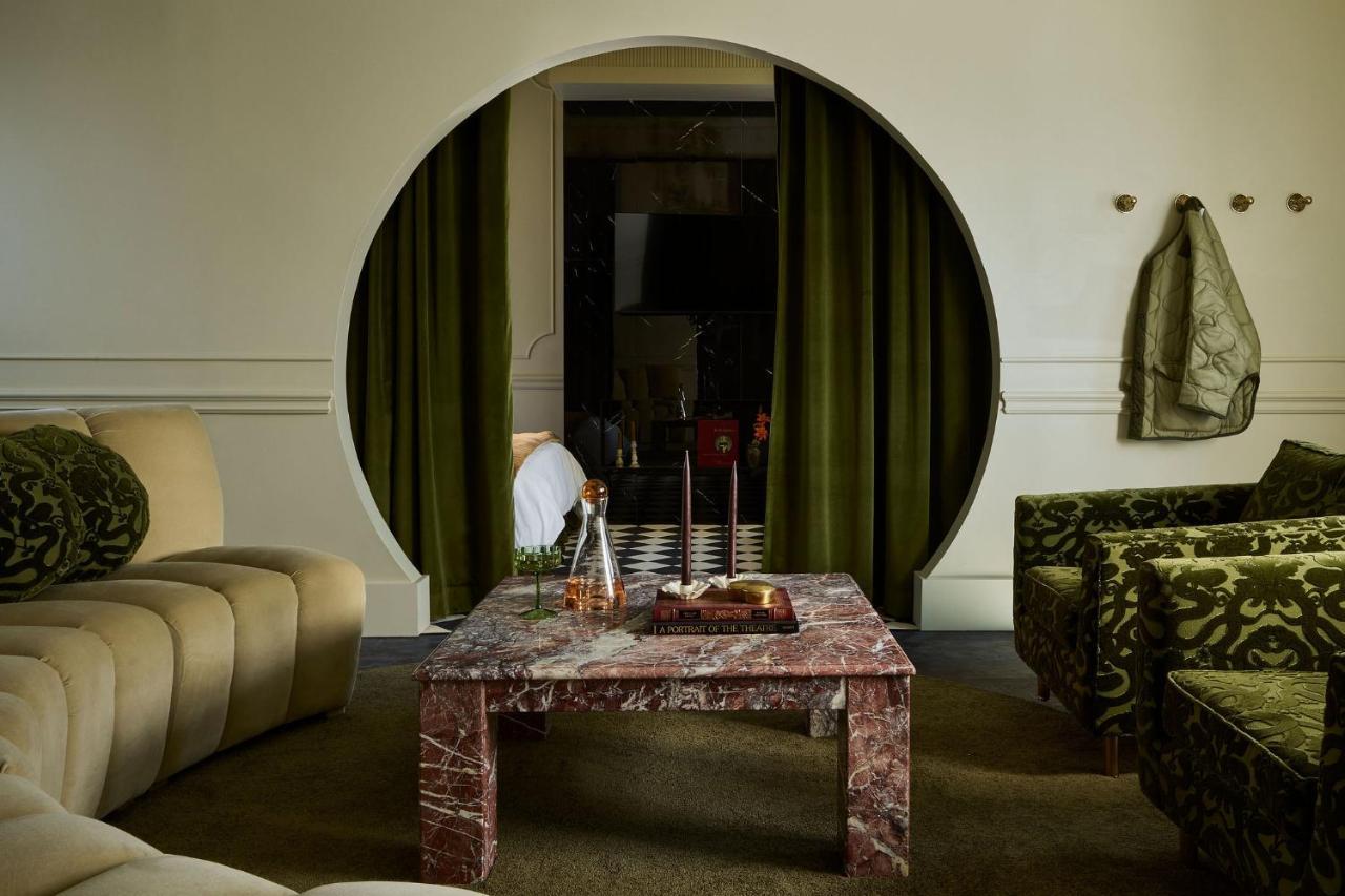 Hotel Julie Stratford Zewnętrze zdjęcie